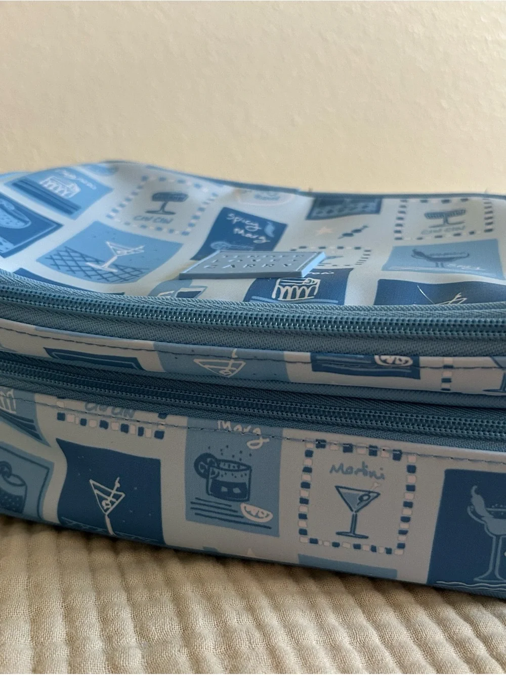 Blue Patterned Make Up Organizer Bag